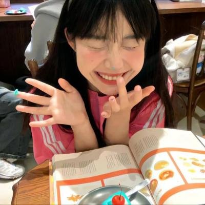白月光塌房后，真命天子找上门啦